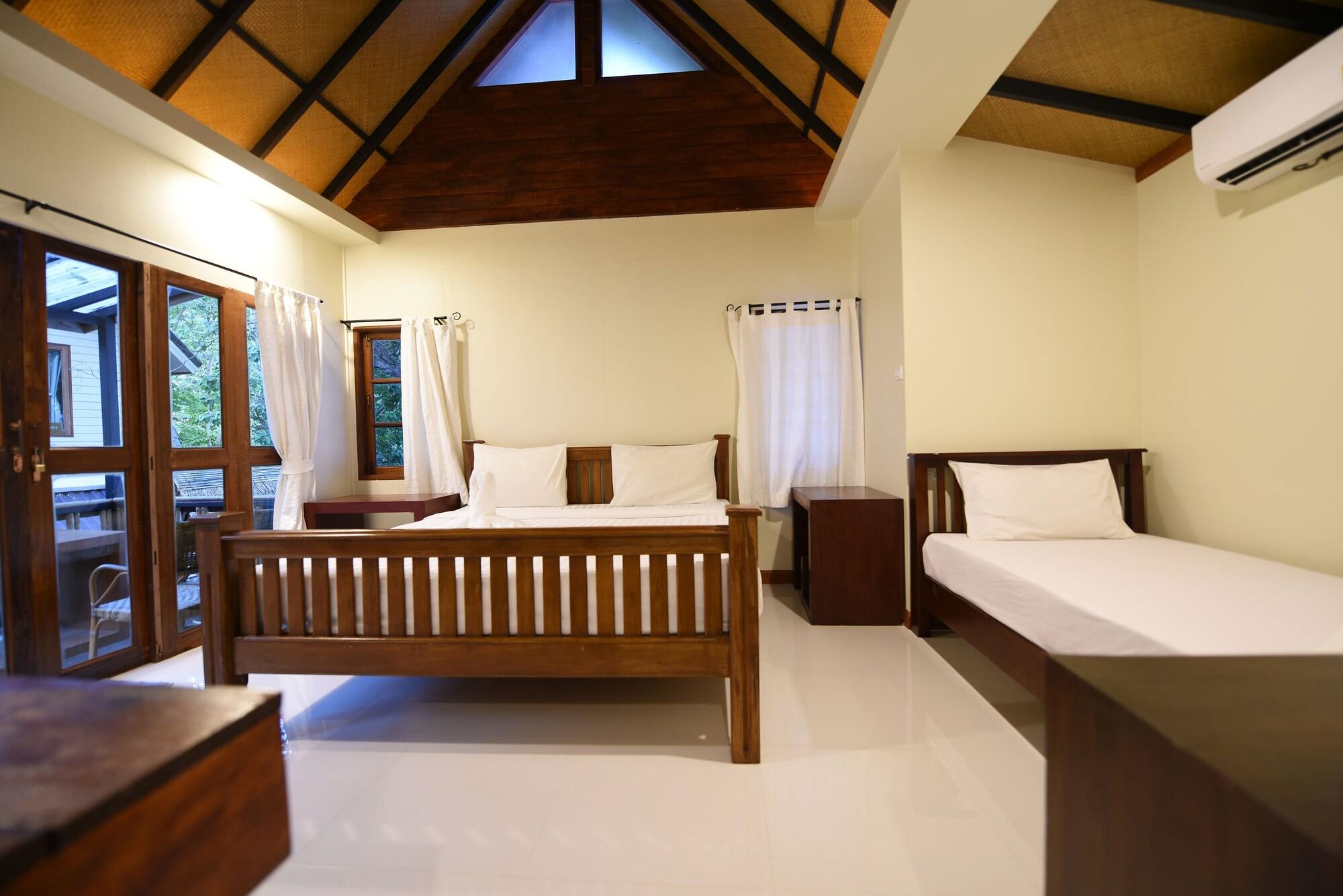 Chunut House Resort Phi Phi-eilanden Buitenkant foto