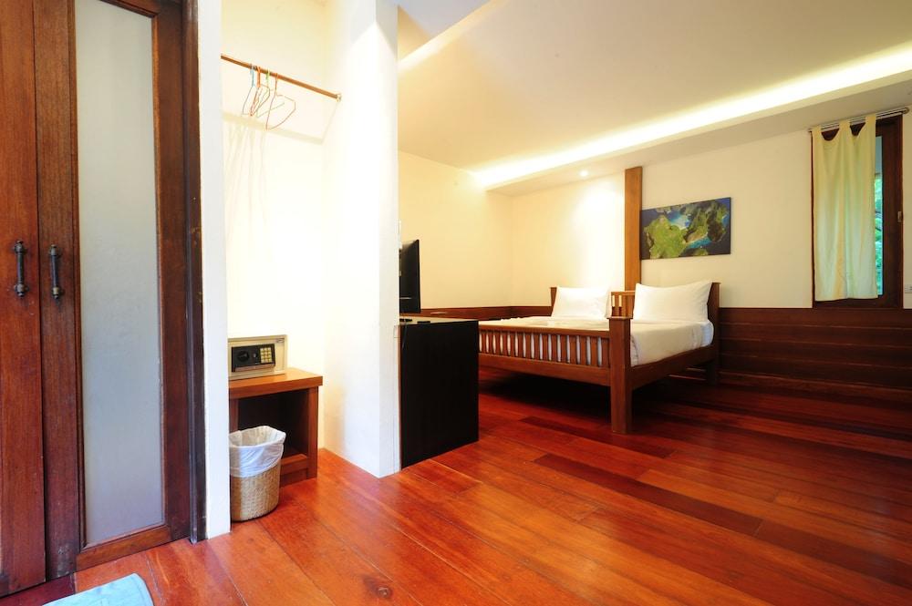 Chunut House Resort Phi Phi-eilanden Buitenkant foto