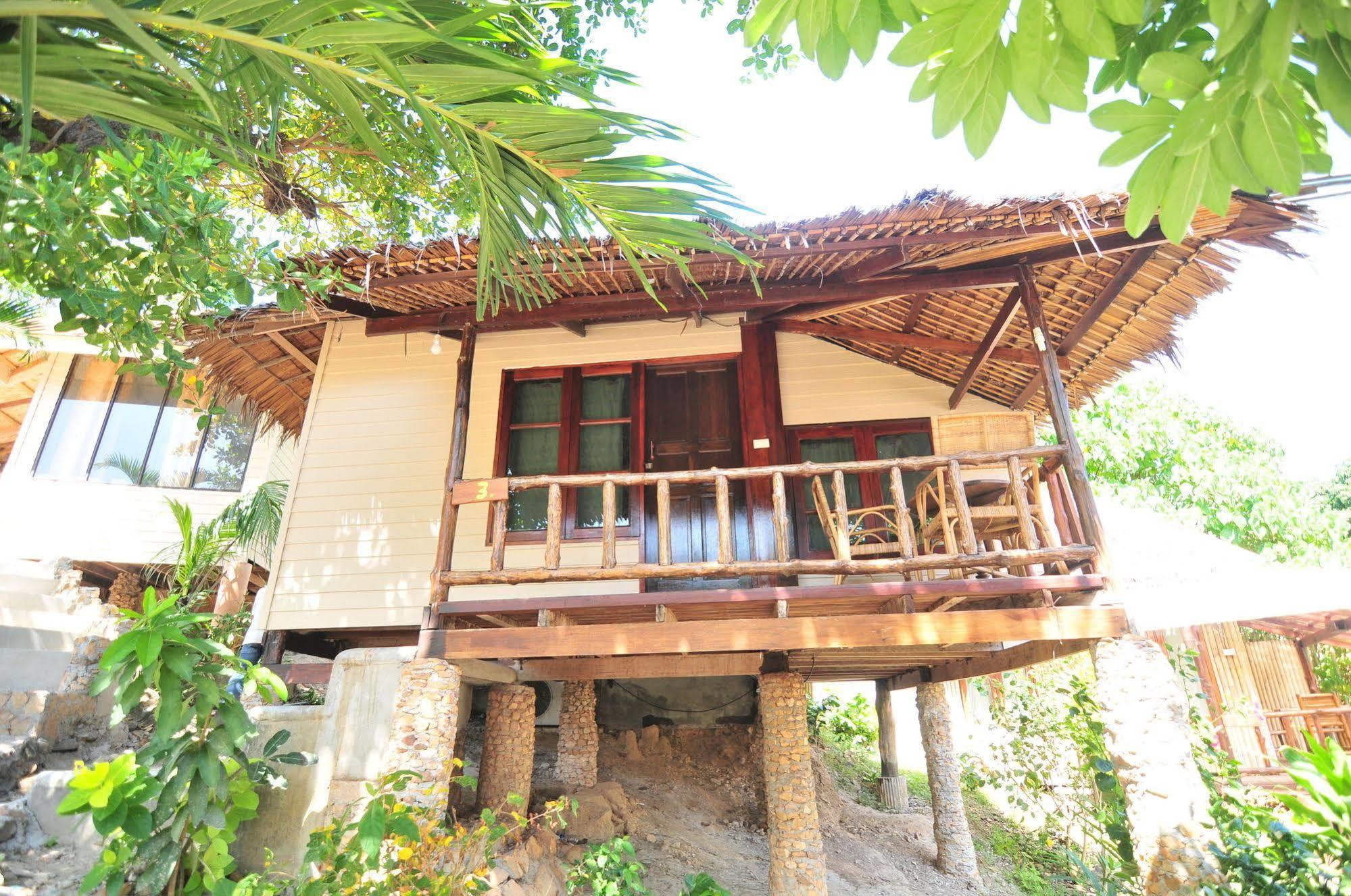 Chunut House Resort Phi Phi-eilanden Buitenkant foto